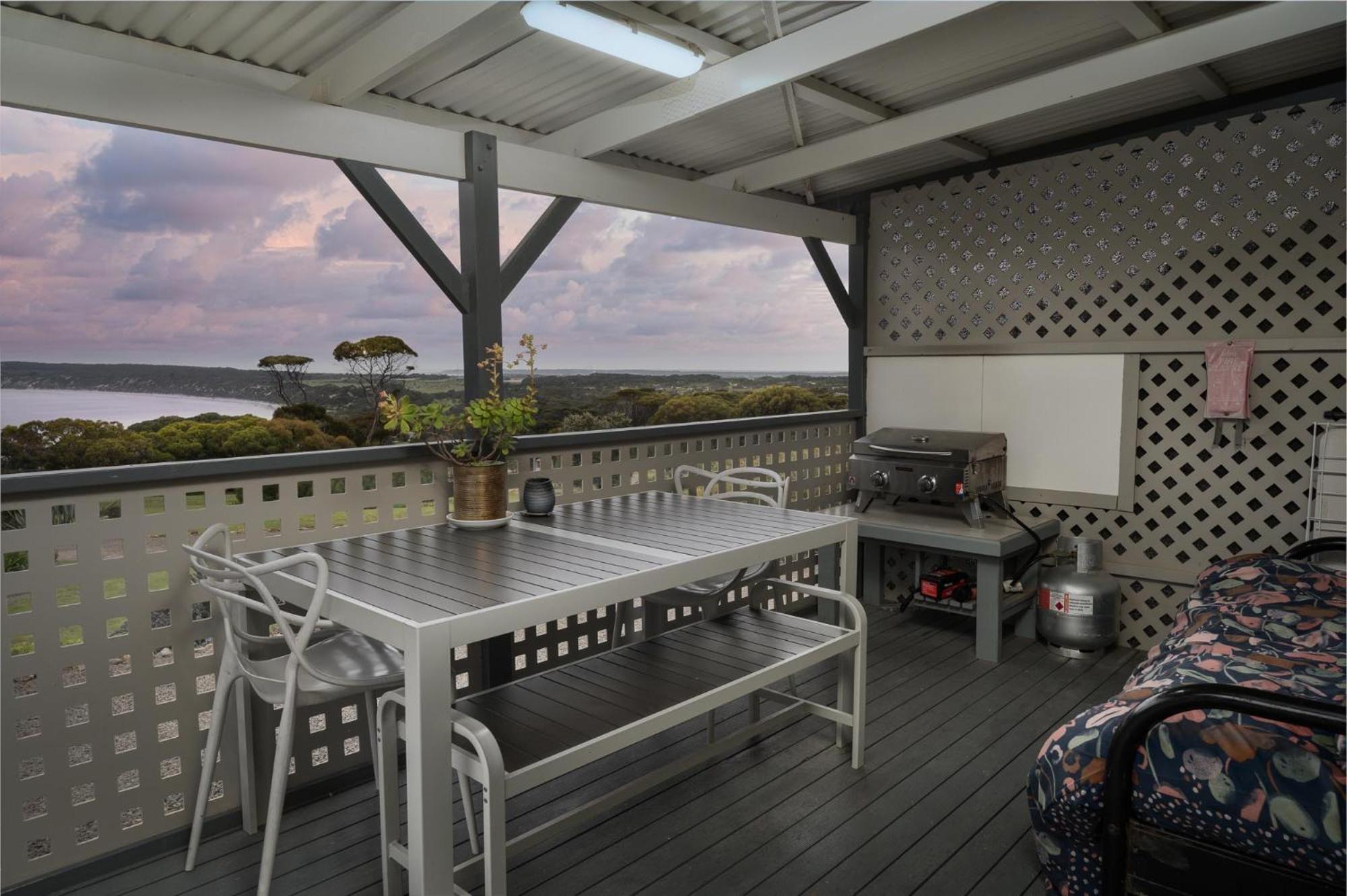 Emu Bay Holiday Homes Екстериор снимка